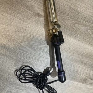 HOT TOOLS Professional Black and Gold Curling Iron